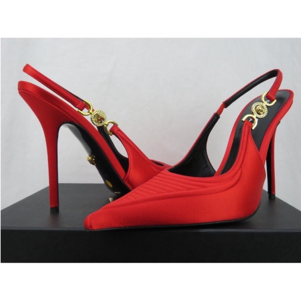 NIB VERSACE CORSET RED
SATIN GOLD MEDUSA
SANDALS HIGH HEEL PUMPS